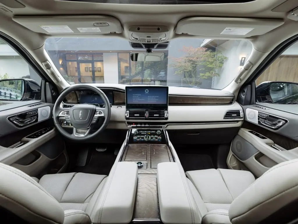 2024 Lincoln Navigator Lease Deals Signature Auto Group Brooklyn, NY